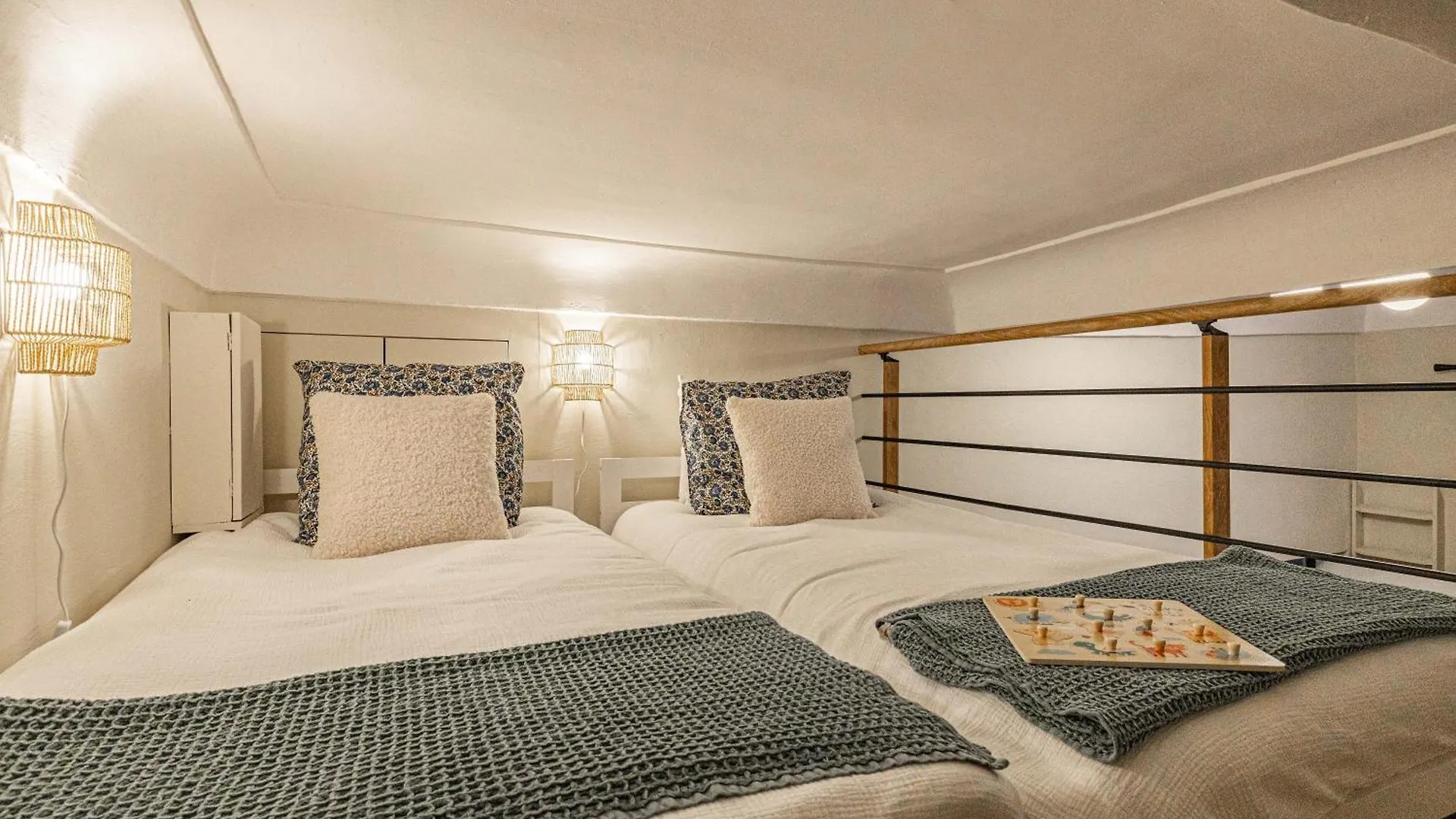 아파트 New!Chic Oasis Apt, Heart Of Nice, Family Friendly, Walking To The Beach! 프랑스