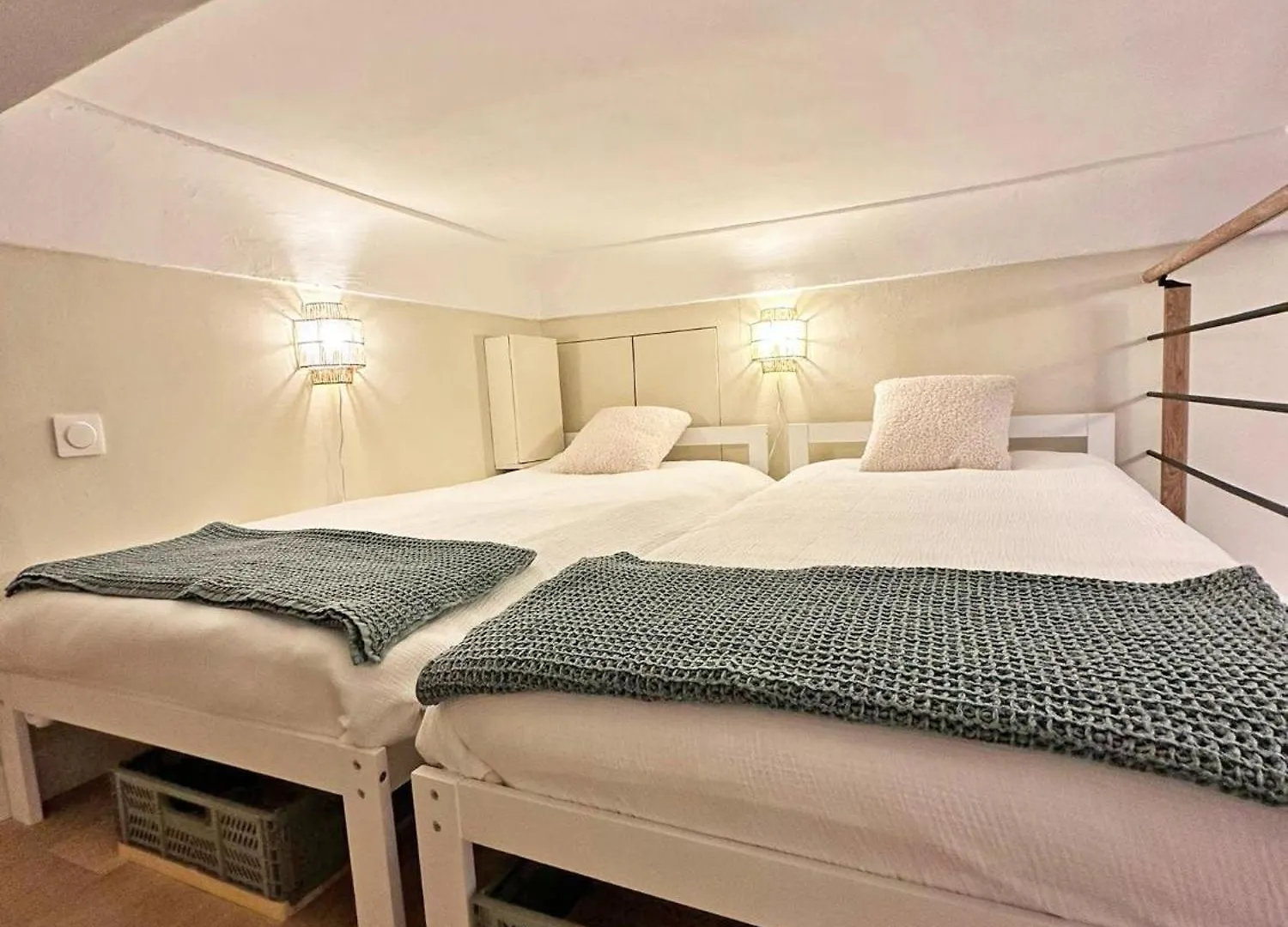New!Chic Oasis Apt, Heart Of Nice, Family Friendly, Walking To The Beach! 프랑스