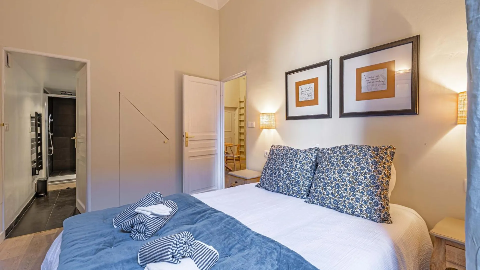 New!Chic Oasis Apt, Heart Of Nice, Family Friendly, Walking To The Beach! 아파트 니스